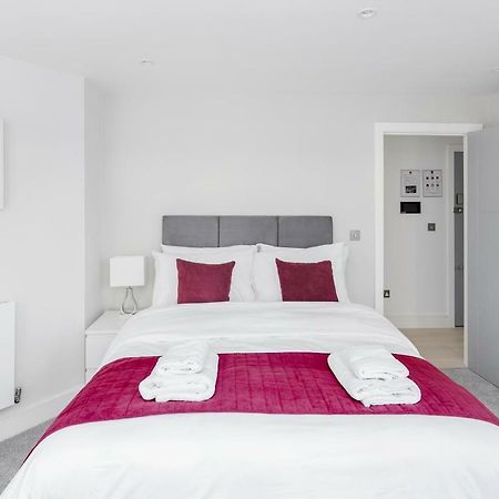 Roomspace Serviced Apartments- Walpole Court Ealing Εξωτερικό φωτογραφία